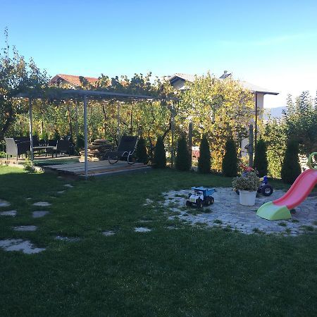 Slavina Guest House 사파레바바냐 외부 사진