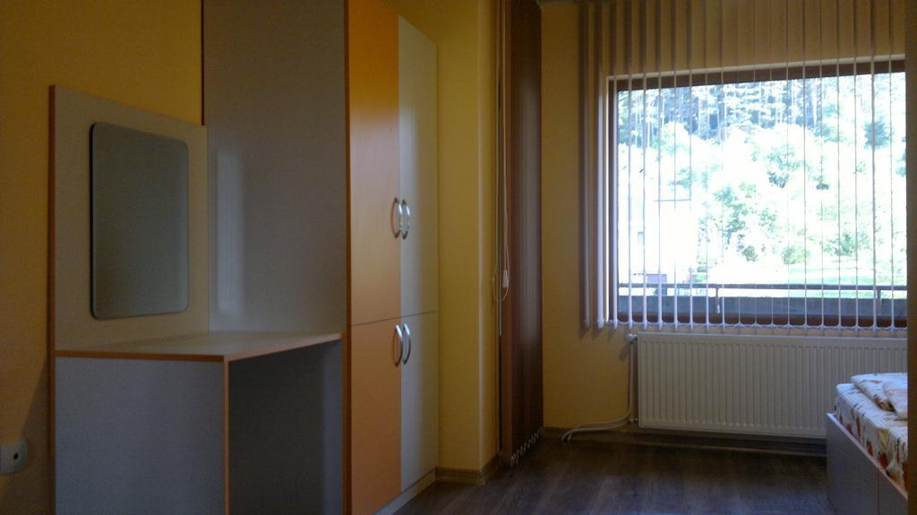 Slavina Guest House 사파레바바냐 객실 사진