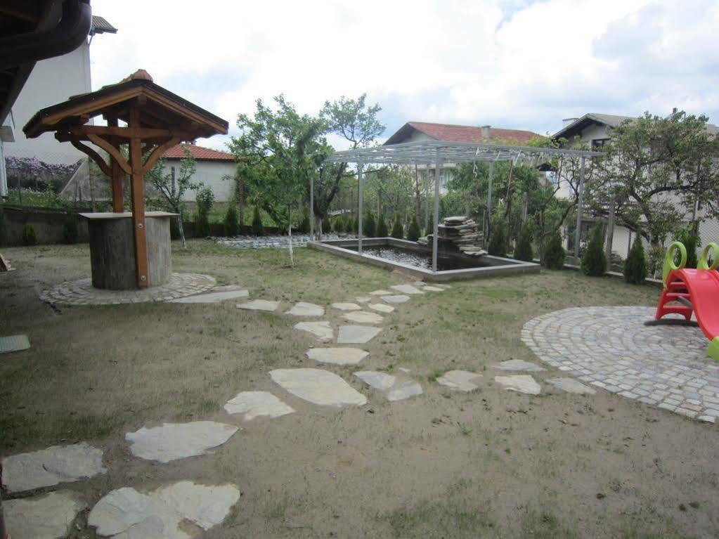 Slavina Guest House 사파레바바냐 외부 사진
